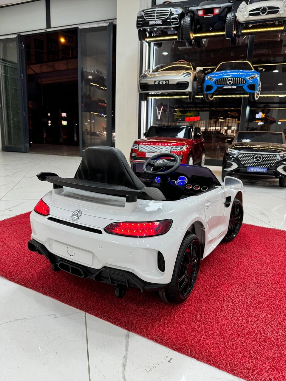 Mercedes Gtr 12 Volt Akülü Araba Beyaz