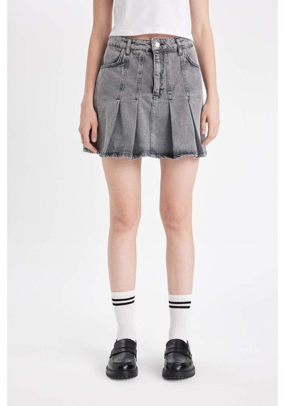 Defacto Fashion Fit Pileli Cepli Mini Jean Etek D5198AX24AUNM40 Siyah