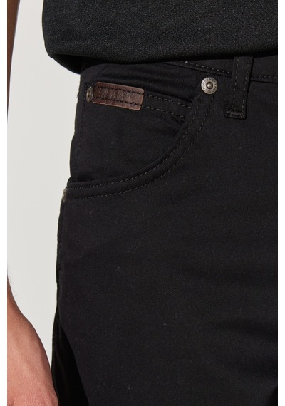 Wrangler Texas Slim Fit Dar Kesim Normal Bel Siyah Esnek Pantolon W12SEA001 Siyah