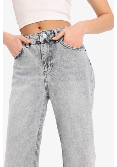 DeFacto Straight Fit Yüksek Bel Kısa Paça Jean Yıkamalı Pantolon E8013AX25SMNM55