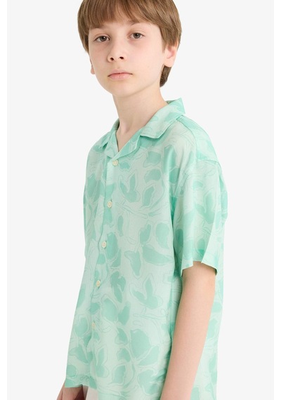 DeFacto Erkek Çocuk Oversize Geniş Kalıp Polo Yaka Desenli Viskon Kısa Kollu Gömlek F5672A825HSGN1229