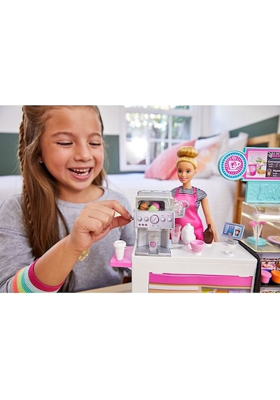 Barbie'nin Kahve Dükkanı Oyun Seti Gmw03