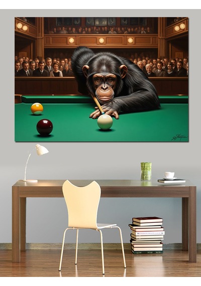 Ahşap Tablo Bilardo Masasında Odaklanmış Maymun Oyuncu