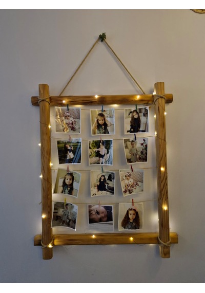 Anı Çerçevesi Çam Ağacı Ledli Hediyelik 12 Fotoğraflık Anı Çerçevesi 10x10 Cm Boyutuna Uygun