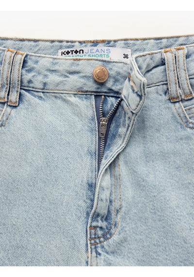 Koton Yüksek Bel Rahat Kalıp Düğmeli Cepli Pis Paça Denim Şort Açık İndigo 5sal40072md Açık İndigo Koton Yüksek Bel Rahat Kalıp Düğmeli Cepli Pis Paça Denim Şort Açık İndigo 5sal40072md Açık İndigo