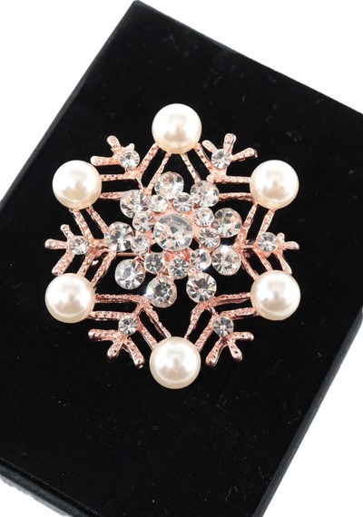 Mevsimin İncisi Kar Tanesi Kadın Broş Kristal Taşlı Rose Gold İncili Kar Taneli Yaka İğnesi Çok renkli