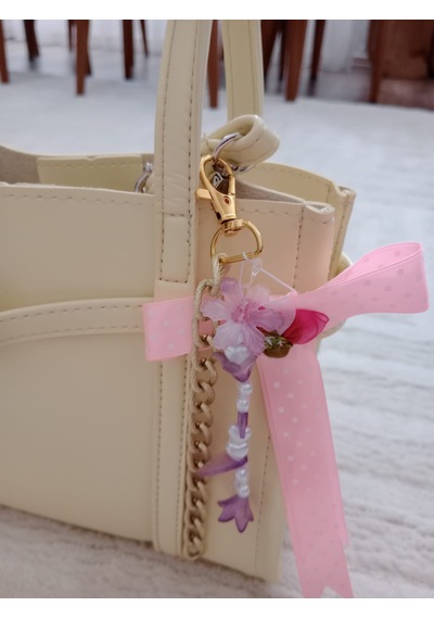 Wisheratelier Kurdela Detaylı Çanta Charmı Pembe