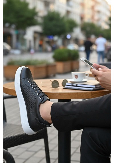 Enoch Hakiki Deri Lazer Kesim Detaylı Günlük Erkek Sneaker Comfort Taban Siyah - Beyaz