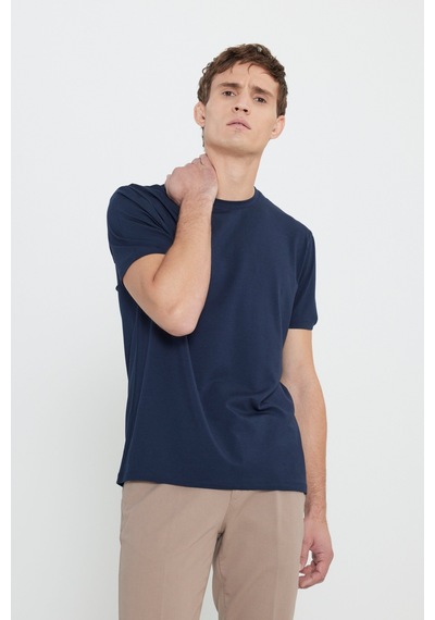 AC&Co / Altınyıldız Classics Erkek Lacı Standart Fit Normal Kesim Bisiklet Yaka Pamuklu Tişört Lacivert AC&Co / Altınyıldız Classics Erkek Lacı Standart Fit Normal Kesim Bisiklet Yaka Pamuklu Tişört Lacivert