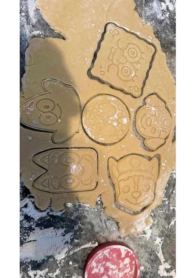 Sünger Bob Patrick Squidward Yengeç Karakterli Çizgi Film Kurabiye Kalıbı Seti Çok Renkli