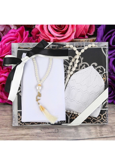 Hediyelik Kabe Kapısı Seccade, Şal, İnci Tesbih, Kemik Tesbih, Asetat Kutulu 26 23 Cm 460 Gr Set Çok Renkli