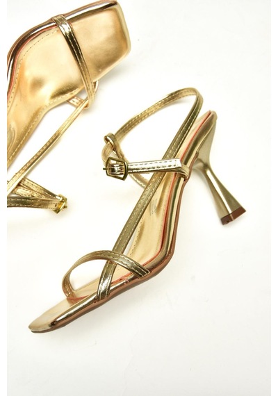 Fox Shoes Altın İnce Bantlı Kadın Topuklu Ayakkabı P518870309 Altın