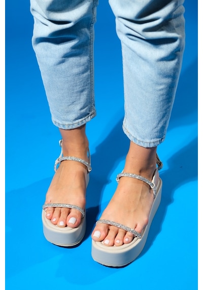 Luvishoes Ekos Krem Taşlı Kadın Kalın Taban Sandalet Krem Luvishoes Ekos Krem Taşlı Kadın Kalın Taban Sandalet Krem