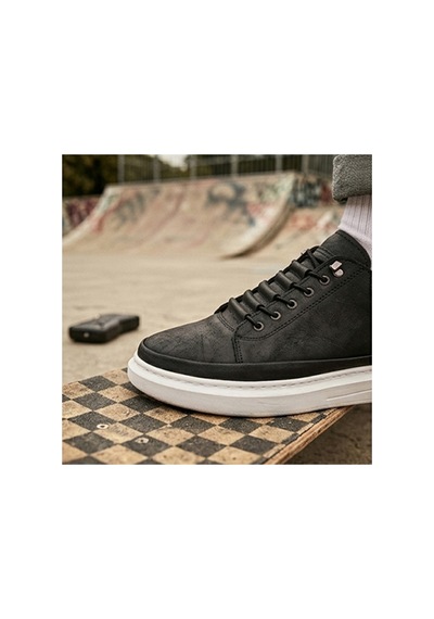 Genel Markalar Erkek Siyah Beyaz Tabanlı Retro Sneaker Siyah