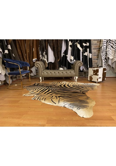 Hakiki Deri Dana Postu Kahve Zebra Baskılı 200 X 215 Cm - 2261101000011