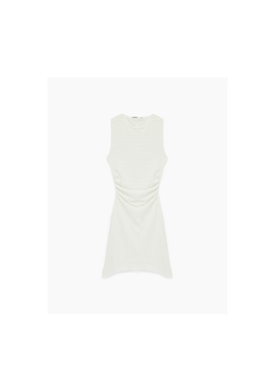 Koton Bürümcük Kumaş Slim Fit Drapeli Asimetrik Kesim Bisiklet Yaka Kolsuz Mini Elbise Ekru 6sak80029ek