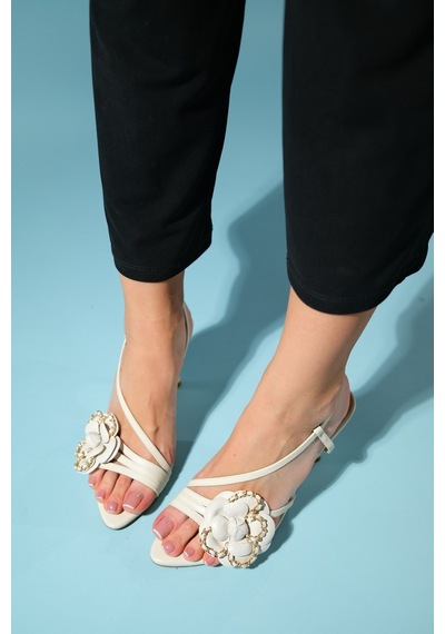 Luvishoes Publi Bej Cilt Kadın İnce Topuklu Ayakkabı Bej