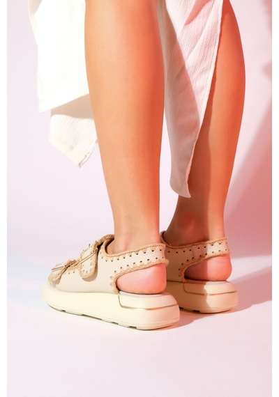 Luvishoes Douro Bej Cilt Hakiki Deri İp Örme Detaylı Kadın Sandalet Bej