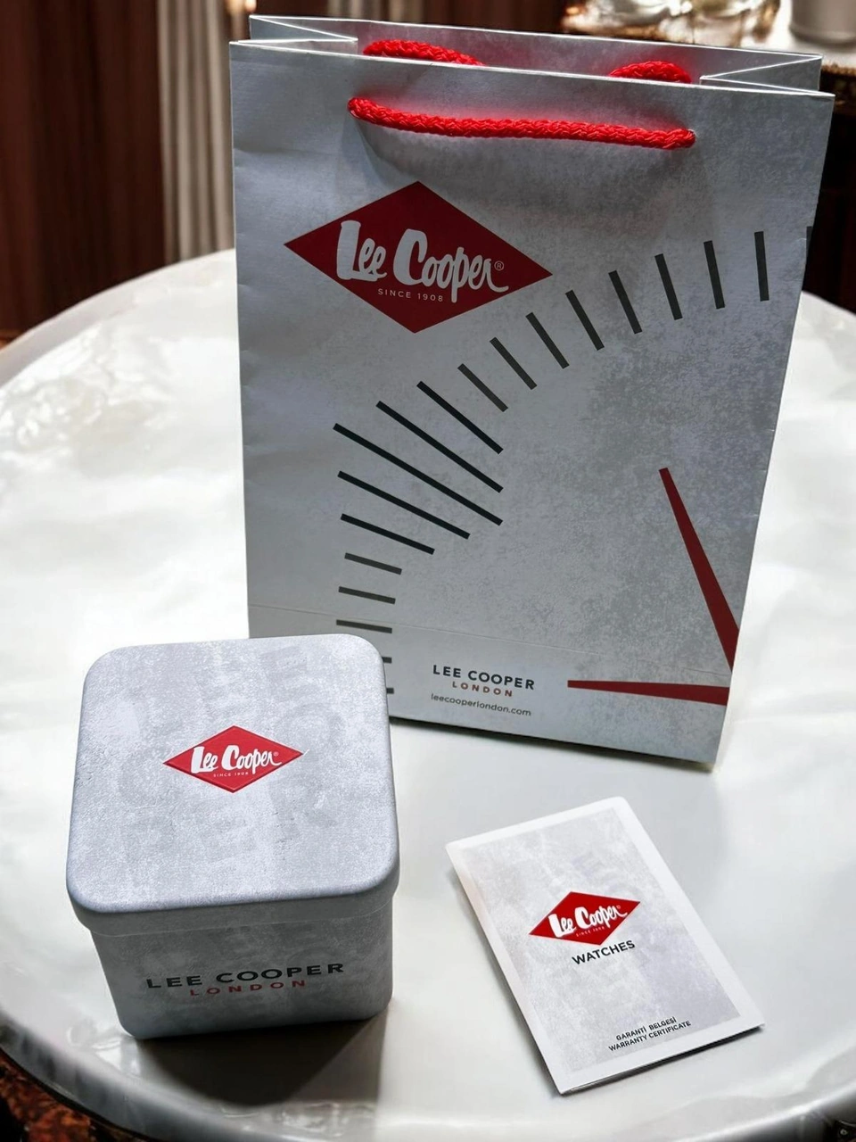 Lee Cooper Çelik Kordonlu 3 Atm Suya Dayanıklı 2 Yıl Garantili Kadın Kol Saati Blc08323.130 Sarı