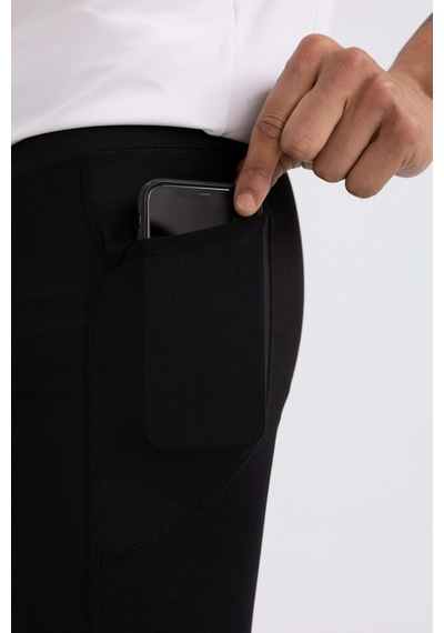 DeFactoFit Slim Fit Dar Kesim Sporcu Tayt B5027AX24SPBK81 Siyah
