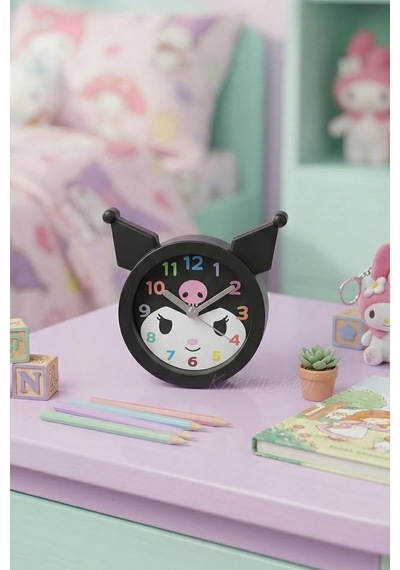 Kuromi Figürlü Dekoratif Mini Çocuk Odası Masa Saati, Sesli Alarm Fonksiyonlu, Siyah, 10x10 Cm