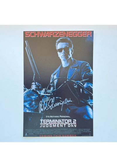 Arnold Schwarzenegger 20x30 Cm Boyutunda El İmzalı Fotoğraf Ömür