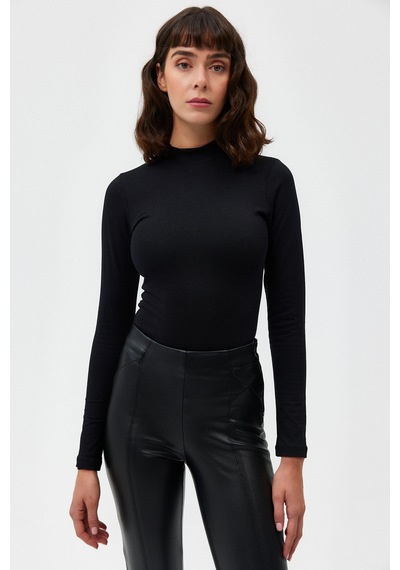 Açelyaokcu Yarım Balıkçı Dik Yaka Altı Çıt Çıtlı Bodysuit Bluz Siyah