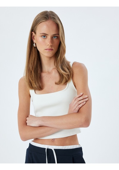 Koton Crop Fitilli Atlet Slim Fit Kare Yaka Pamuklu Beyaz 4sak10996ek Beyaz