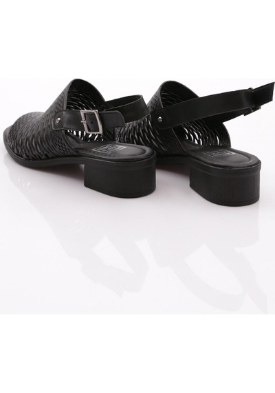 Dgn 015 Kadin Arkadan Bağlamali Sandalet 015-142-R1534 Siyah