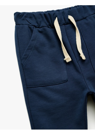 Koton Cepli Beli Bağcıklı Pamuklu Şardonlu Jogger Eşofman Altı Lacivert 7wmb40011tk