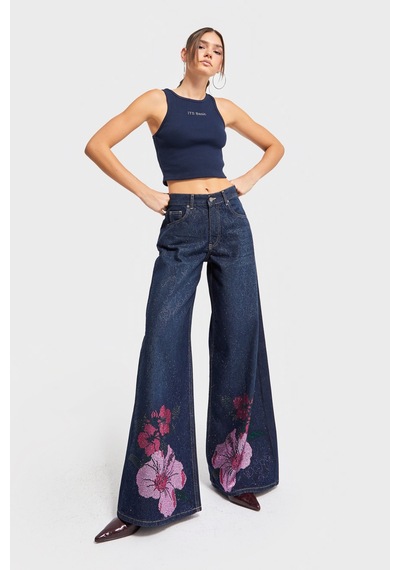 Itsbasic Kadın Koyu Mavi Renk T-2w5-128 Parlak Taş Gül Detaylı Özel Tasarım İç Boy 80cm Denim Jean Itsbasic Kadın Koyu Mavi Renk T-2w5-128 Parlak Taş Gül Detaylı Özel Tasarım İç Boy 80cm Denim Jean