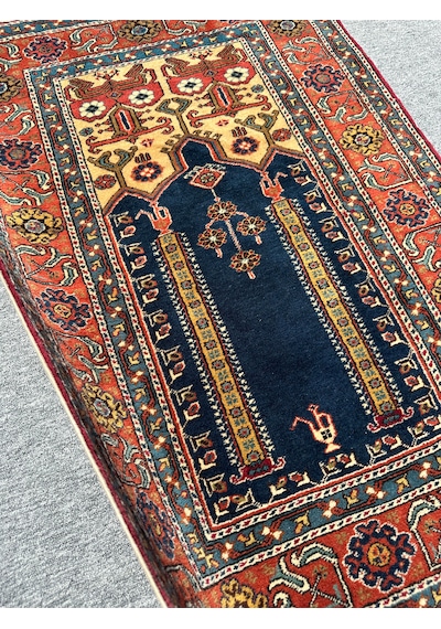 El Dokuma Bünyan Halısı Seccade 93x135 Lacivert Namazlık