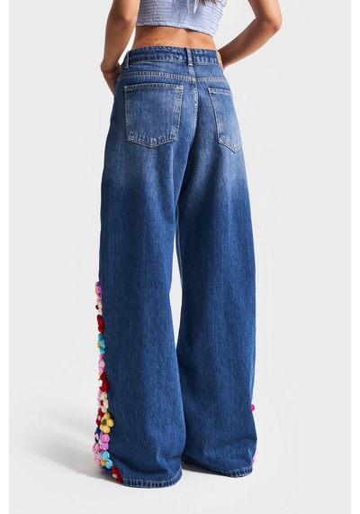 it's basic Kadın Mavi Renk 2w5-5 Palazzo Fit Renkli Çiçek Örgü İşlemeli Özel Tasarım Denim Jean it's basic Kadın Mavi Renk 2w5-5 Palazzo Fit Renkli Çiçek Örgü İşlemeli Özel Tasarım Denim Jean