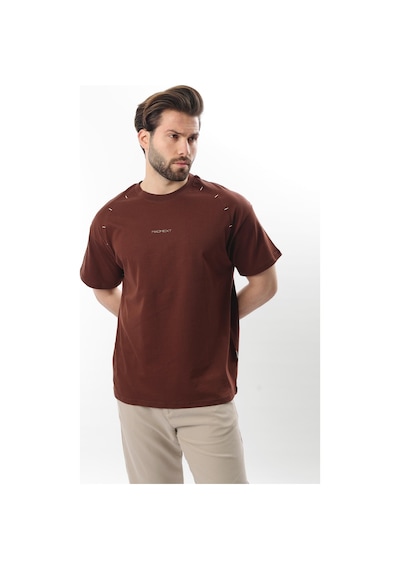 Madmext Acı Kahve Baskılı Nakış Detaylı Erkek T-shirt E7108 Acı Kahverengi