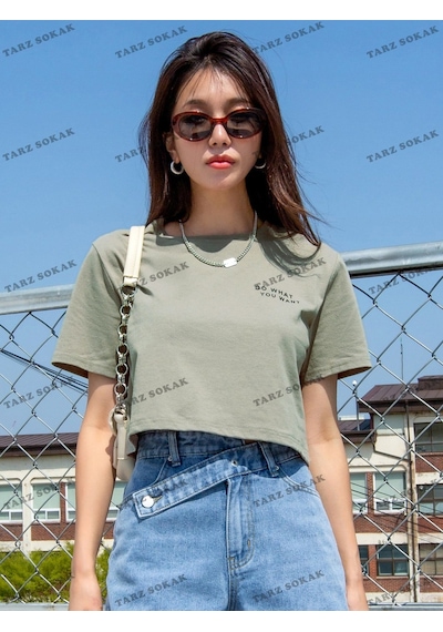 Flood Of Style Crop Ckod-232913 Dazy Sloganlı Yuvarlak Yaka Nane Yeşili