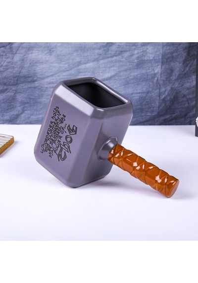 Thor Çekiç Tasarımlı   Kupa