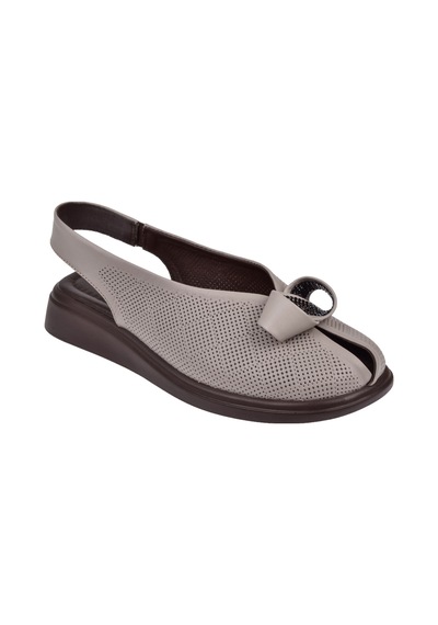Beety Hakiki Deri Burnu Kapalı Delikli Kadın Sandalet Bee-12513 Silver Gümüş Beety Hakiki Deri Burnu Kapalı Delikli Kadın Sandalet Bee-12513 Silver Gümüş