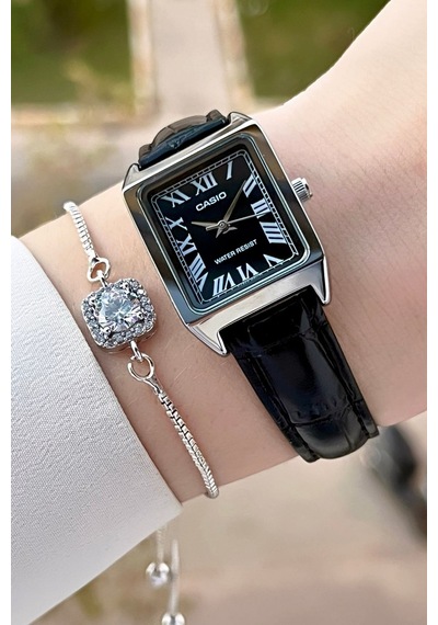 Casio Csıste138 Kadın Kol Saati