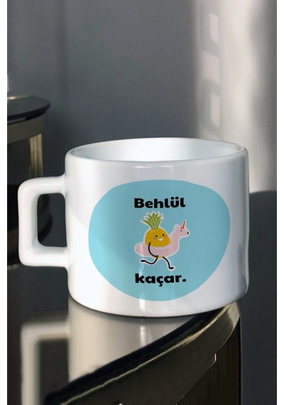 Behlül Kaçar Komik Baskılı Çay Fincanı Beyaz