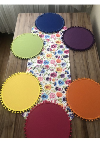 Çiçek Desenli Runner & Ponponlu Supla Çok Renkli