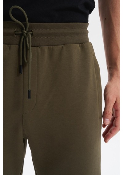AR-MA Arma Erkek Slim Fit Örme Interlok Basic Dar Paça Eşofman Altı Arka Ve Yan Fleto Fermuar Cepli Paçalar Ribanalı %80 Pamuk %14 Polyester %6 Elastane K30174998902 Haki AR-MA Arma Erkek Slim Fit Örme Interlok Basic Dar Paça Eşofman Altı Arka Ve Yan Fleto Fermuar Cepli Paçalar Ribanalı %80 Pamuk %14 Polyester %6 Elastane K30174998902 Haki