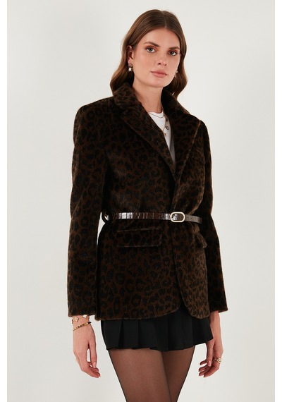 Lela Leopar Desenli Regular Fit Kemer Detaylı Peluş Dokulu Blazer Bayan Ceket 6839614 Kahve Lela Leopar Desenli Regular Fit Kemer Detaylı Peluş Dokulu Blazer Bayan Ceket 6839614 Kahve