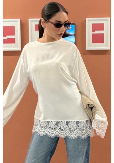 Madmext Beyaz Asimetrik Dantelli Uzun Kollu Saten Bluz Mg2799
