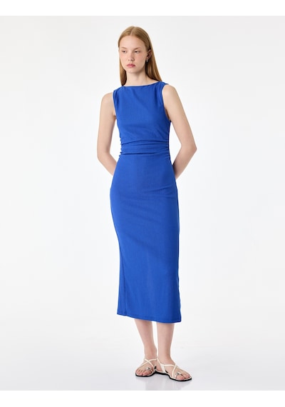 Koton Slim Fit Bürümcük Kumaş Büzgü Detaylı Kolsuz Bisiklet Yaka Uzun Elbise Mavi 6sal80268ık
