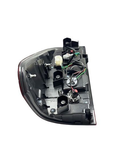 Toyota Hilux 2021-2024 Sağ Stop Lambası Led'li Duylu