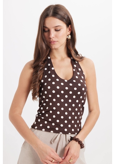 Tudors Kadın Standart Fit Normal Kesim Halter Yaka Kolsuz Puantiyeli Kahverengi Bluz-50988