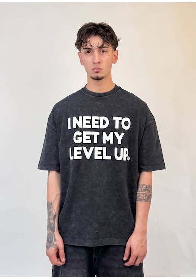 Zaee Level Up Oversize Baskılı Tişört Siyah Eskitme