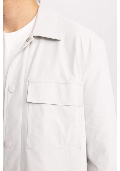 DeFacto Regular Fit Polo Yaka Çıtçıt Kapamalı Cepli Gömlek Ceket - B4515AX24SPGR259 DeFacto Regular Fit Polo Yaka Çıtçıt Kapamalı Cepli Gömlek Ceket - B4515AX24SPGR259