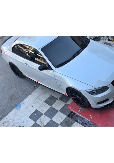 E92 E93 Marşpiyel Alt Lip - Plastik Parlak Siyah