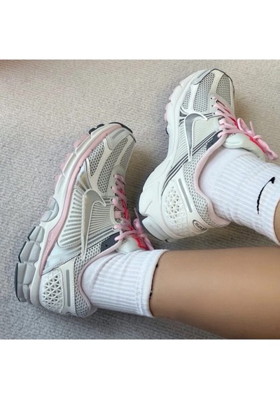 Nike Zoom Vomero 5 Photon Dust Summit White Kadın Spor Ayakkabısı-fn3695-001-tanemsport Pembe - Beyaz Nike Zoom Vomero 5 Photon Dust Summit White Kadın Spor Ayakkabısı-fn3695-001-tanemsport Pembe - Beyaz